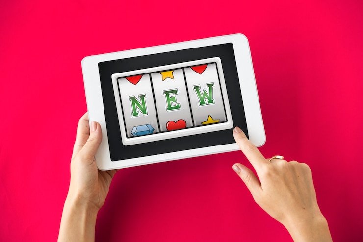 Perbandingan tampilan hiburan digital yang rapi